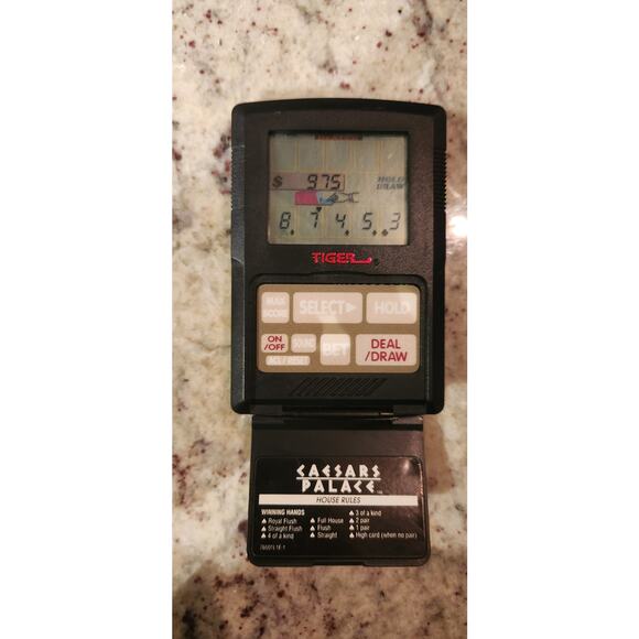 Tiger Electronics Tiger toys Cesar's Palace Pooker handheld game with batteries - Picture 9 of 14